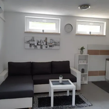 Sonja Guest house 4*