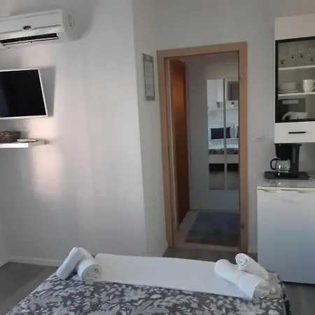 Sonja 게스트하우스 4*
