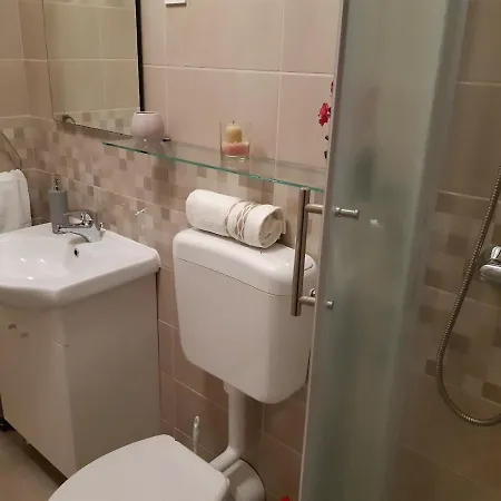 Sonja 4*